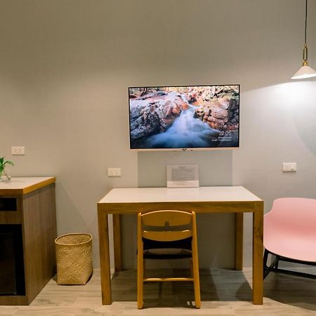 Madonna Hometel And Suites New Pandan Panabo Kültér fotó