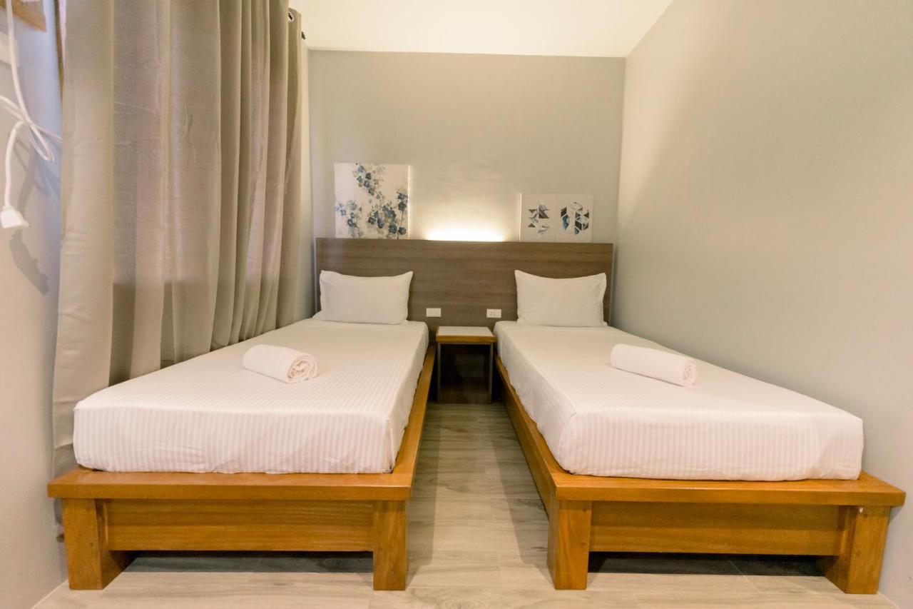Madonna Hometel And Suites New Pandan Panabo Kültér fotó