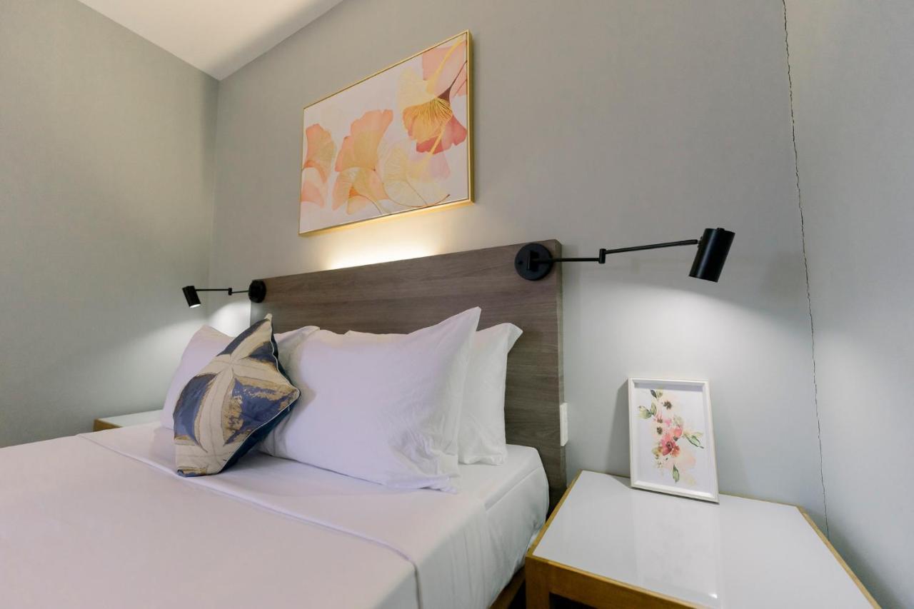 Madonna Hometel And Suites New Pandan Panabo Kültér fotó