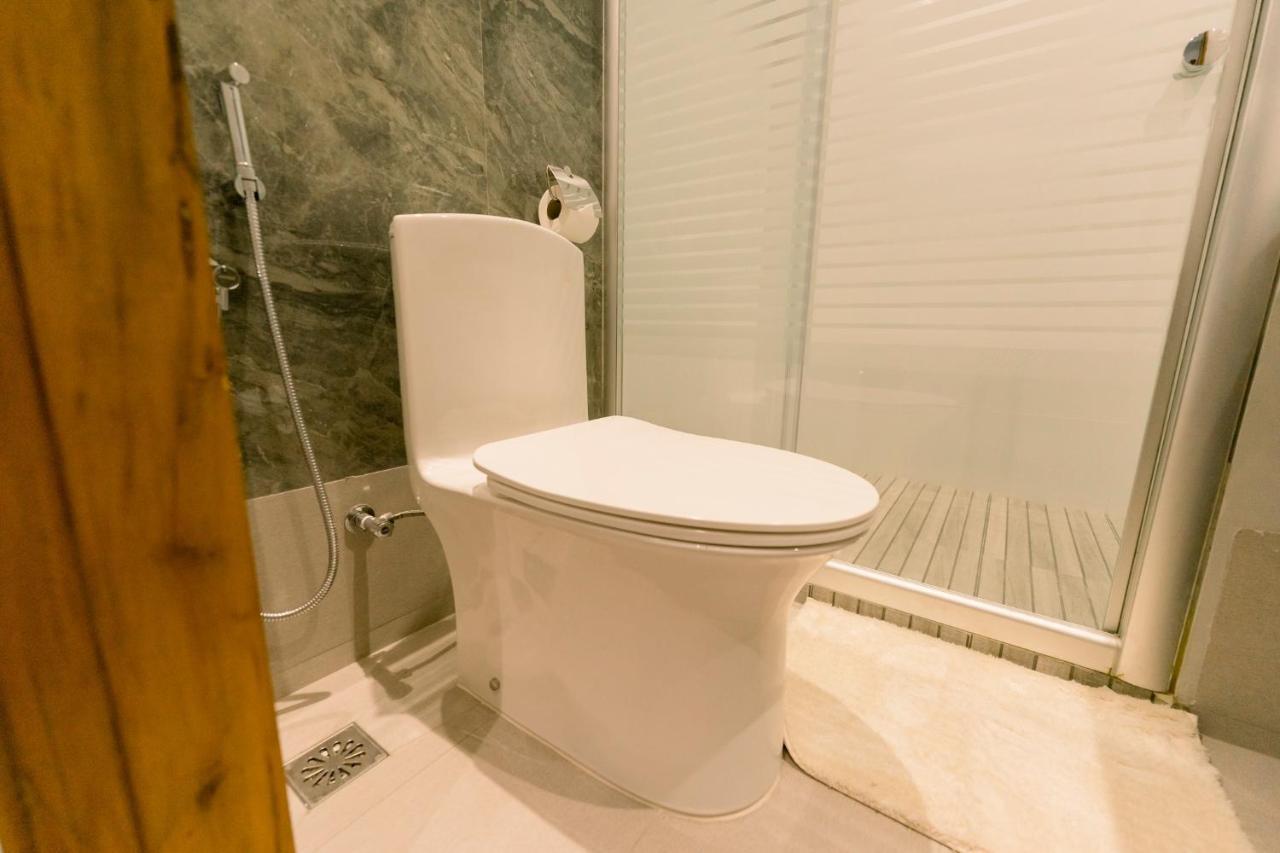Madonna Hometel And Suites New Pandan Panabo Kültér fotó