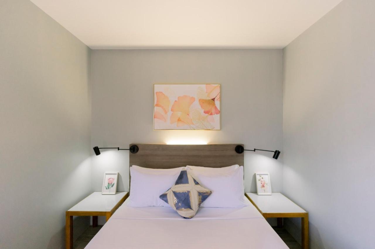 Madonna Hometel And Suites New Pandan Panabo Kültér fotó