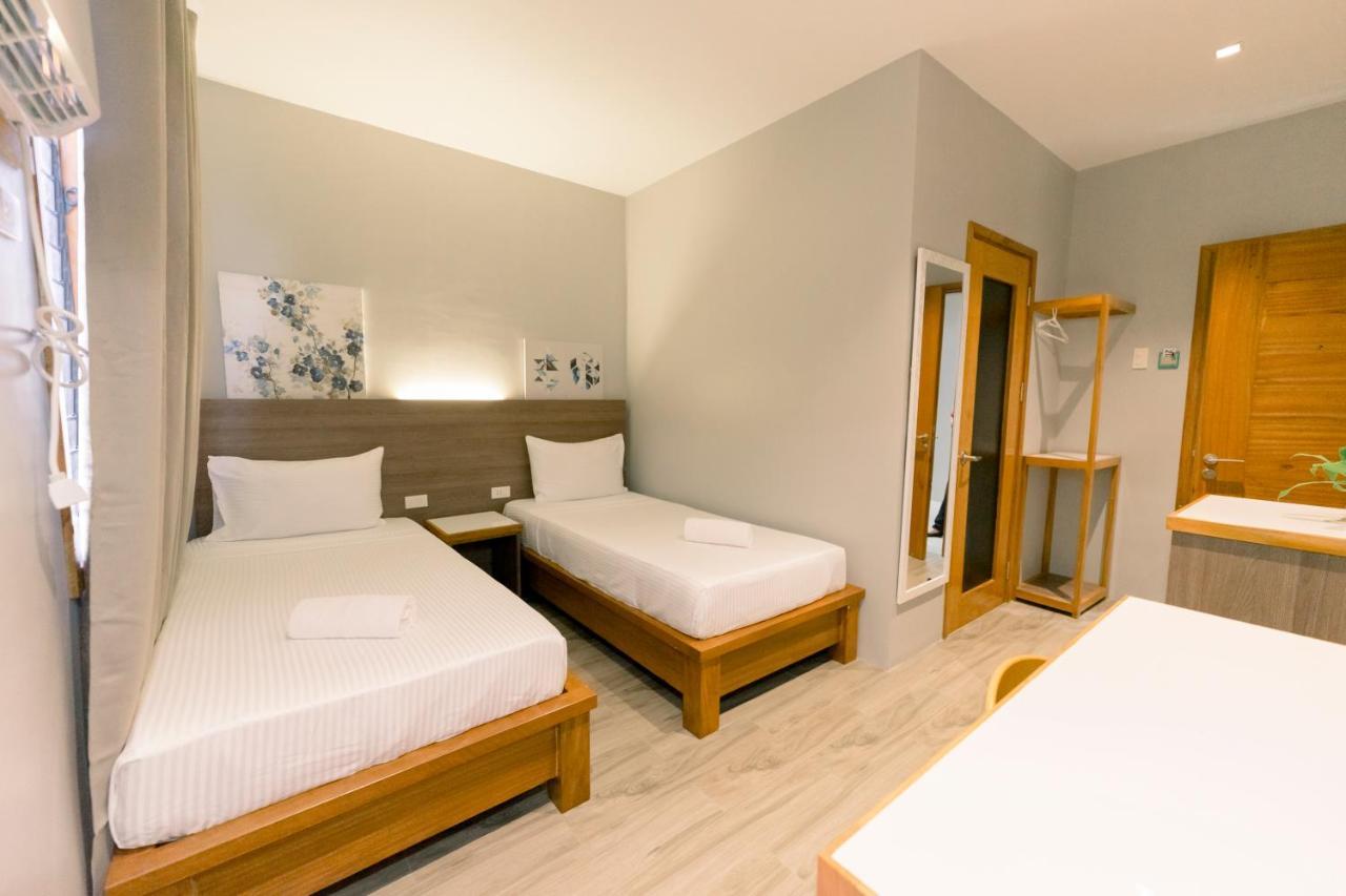 Madonna Hometel And Suites New Pandan Panabo Kültér fotó