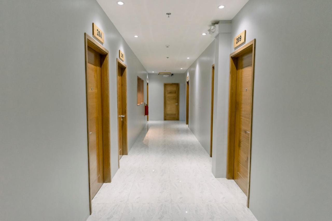 Madonna Hometel And Suites New Pandan Panabo Kültér fotó