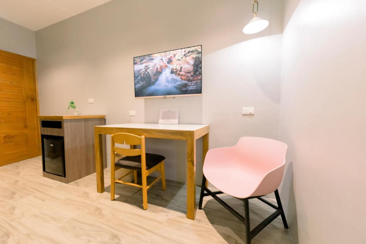 Madonna Hometel And Suites New Pandan Panabo Kültér fotó